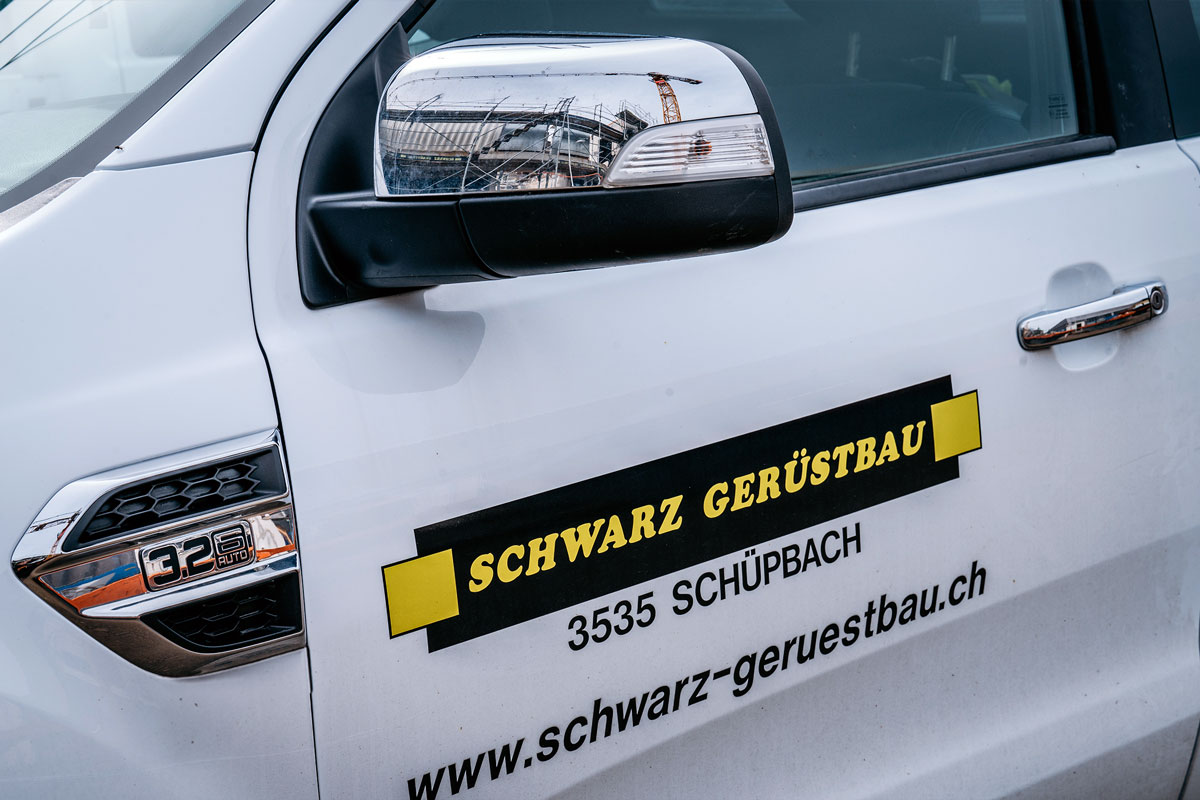 Schwarz Gerüstbau AG – erfahrenes Team aus Emmental im Einsatz für sichere, flexible und individuelle Gerüstbau-Lösungen in Bern und Umgebung